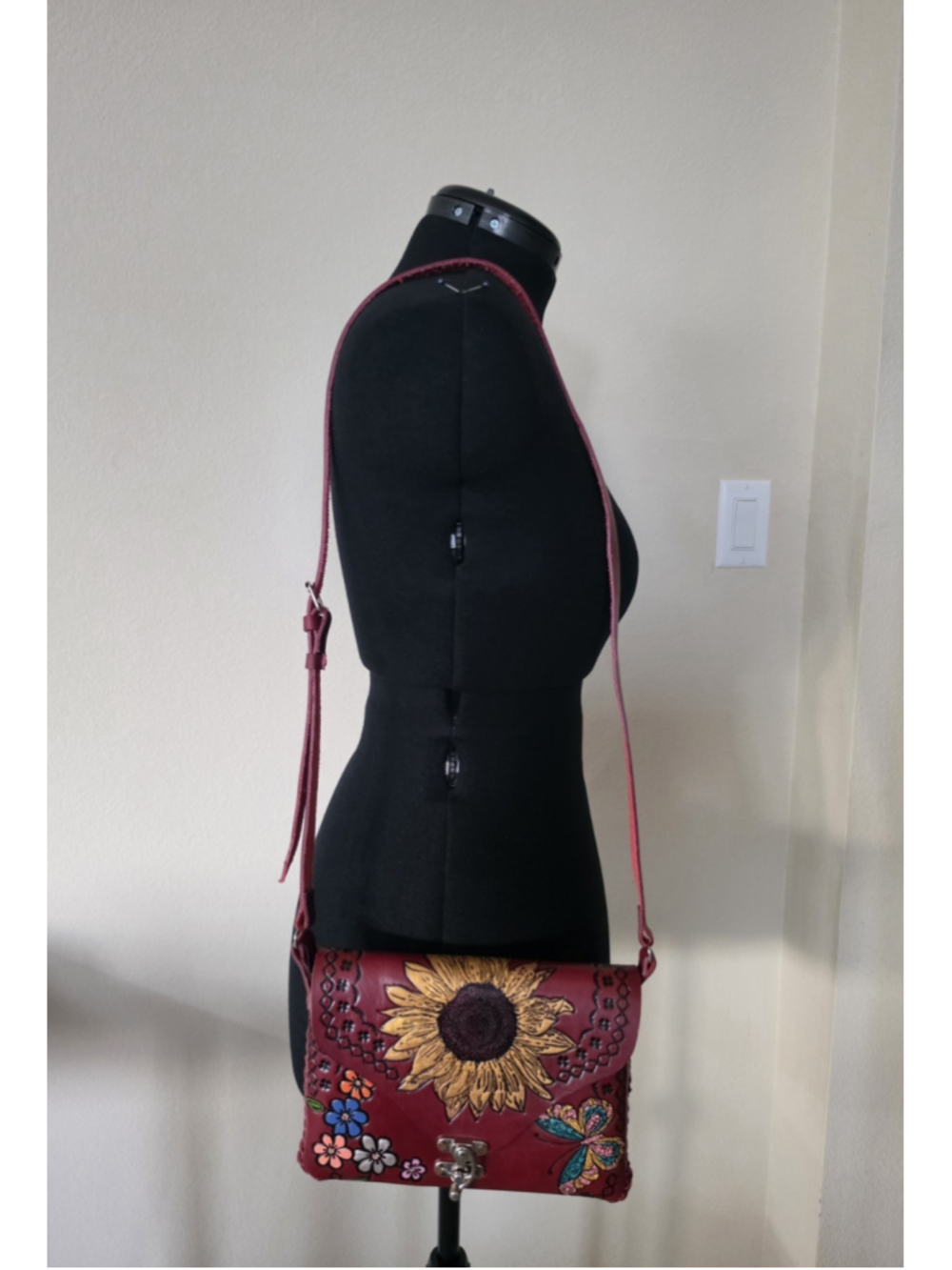 Sunflower Butterfly Red Wine Embossed Tooled Artisan LEATHER Crossbody Purse Bag - Picture 13 of 16